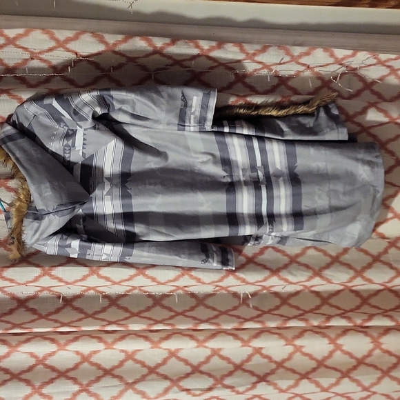 Aztec Design Open Jacket - Picture 3 of 3